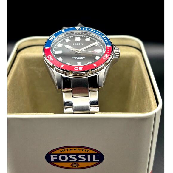 Fossil BQM2883 Mens Black Dial Pepsi Bezel Stainless Steel Diver Style Watch NIB - Picture 5 of 17